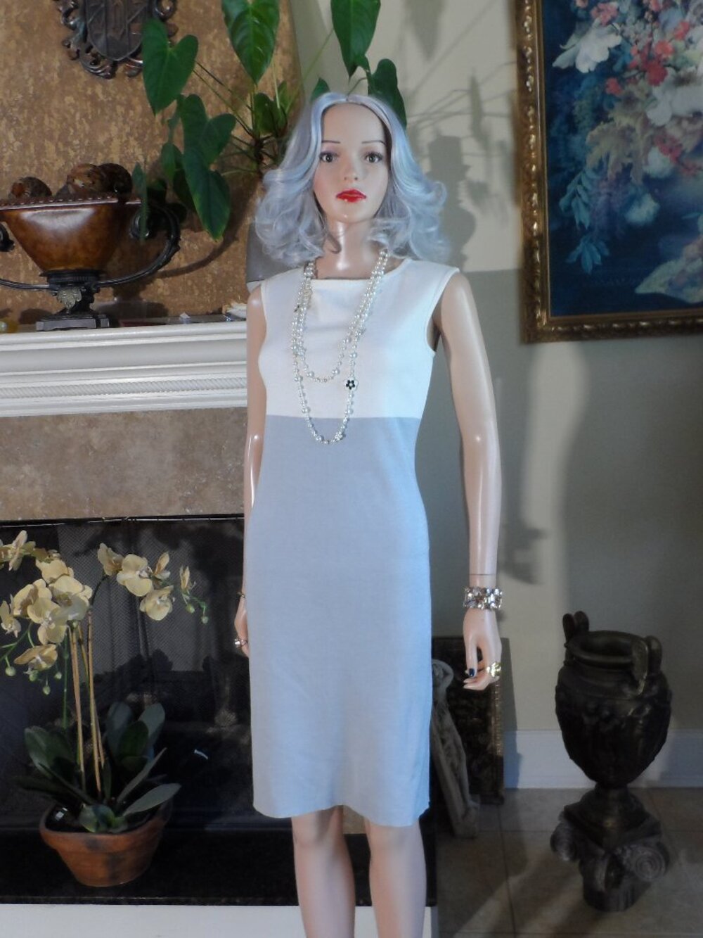 St. John Blue Ombré Colorblock Knit Sheath Dress Size 4